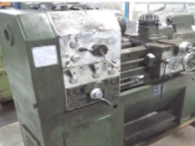 Manual Horizontal Lathe